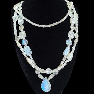 Estate Glowing Blue Fiery Moonstone Gemstone Bead Silver 3 Strand Necklace